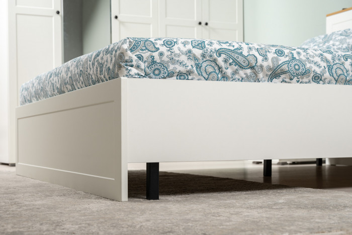 Остин 11.53 Кровать + ортопед + 16.221 Комод, белый шагрень/дуб крафт золотой