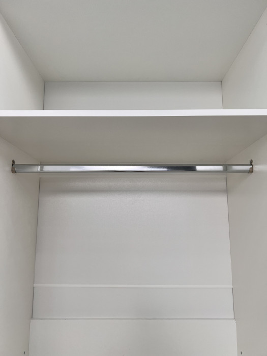 Шкаф Мадрид (1,6) с 6 ящ. внутри с зеркалом, Белый